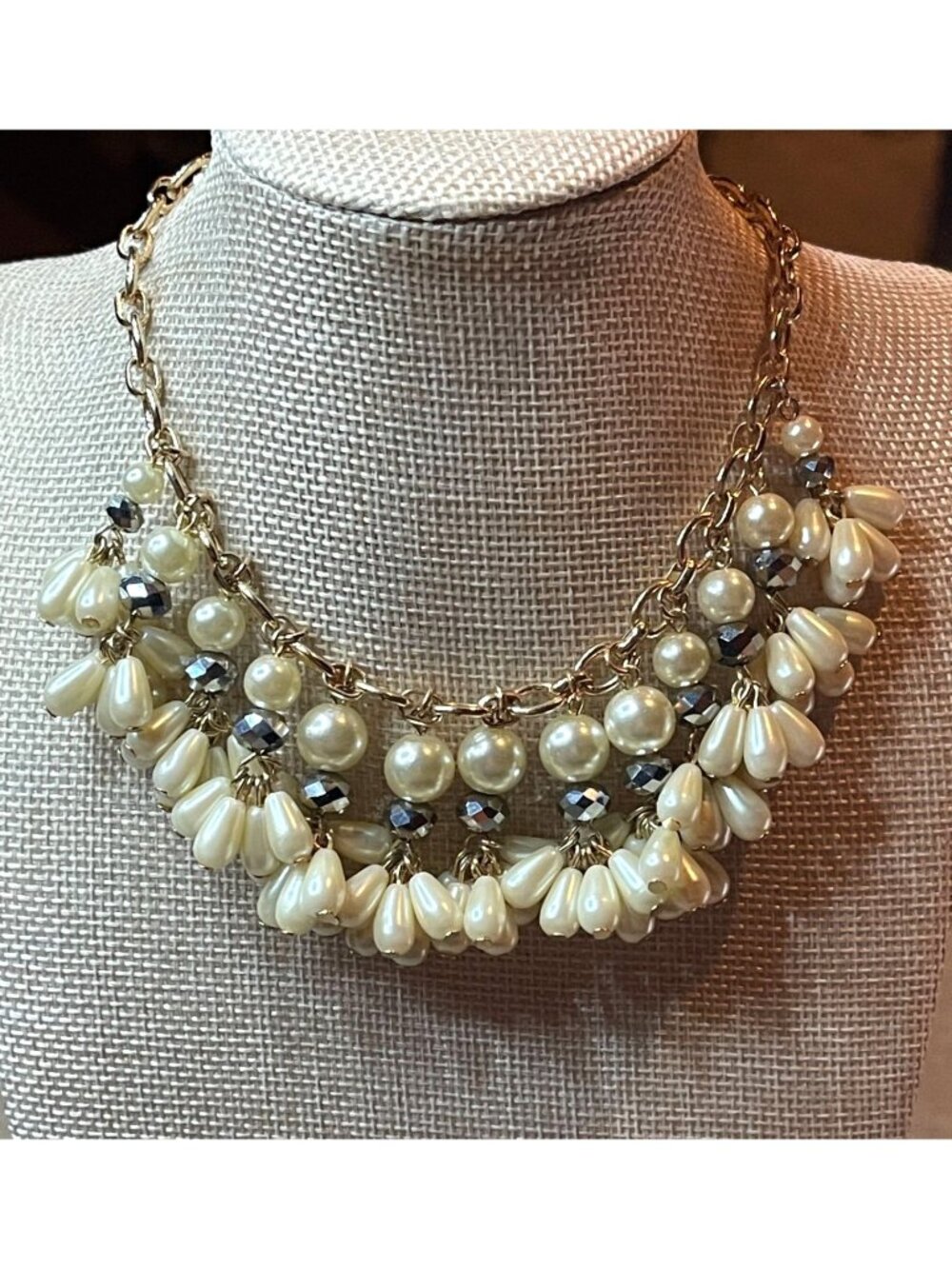 Vintage Cluster Gunmetal Faceted Crystal Bead Faux Pearls Gold Tone Choker Neckl
